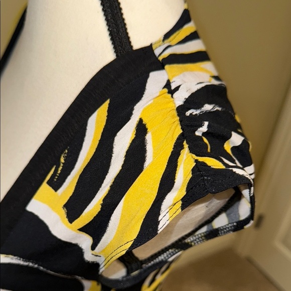 XOXO Blouse Black Yellow Crossover Bodice Top Tie Back Elastic Waist Women’s SzM - Picture 5 of 11